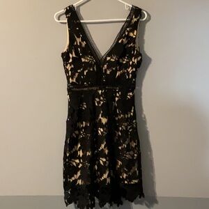 Romeo & Juliet Size Med. Elegant Black Lace Dress